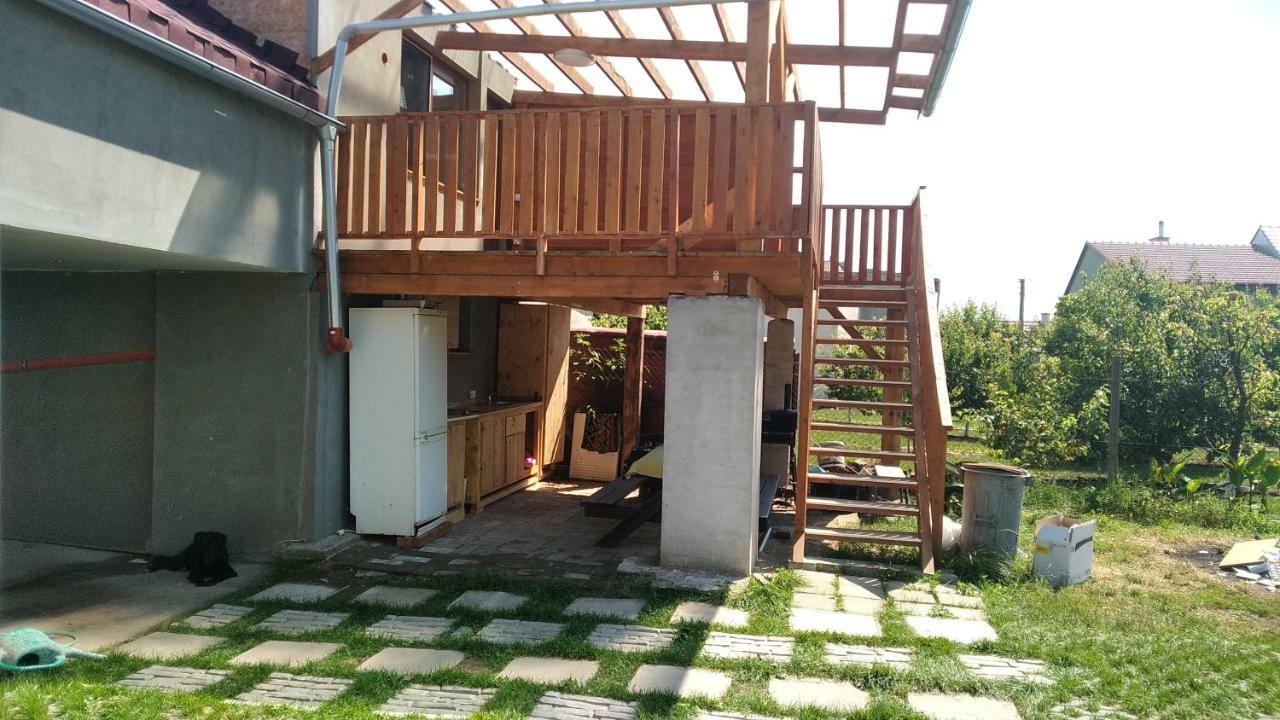 Podivin Ubytovani Dagmar מראה חיצוני תמונה
